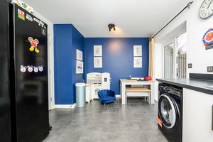 Photo 9- click for photo gallery